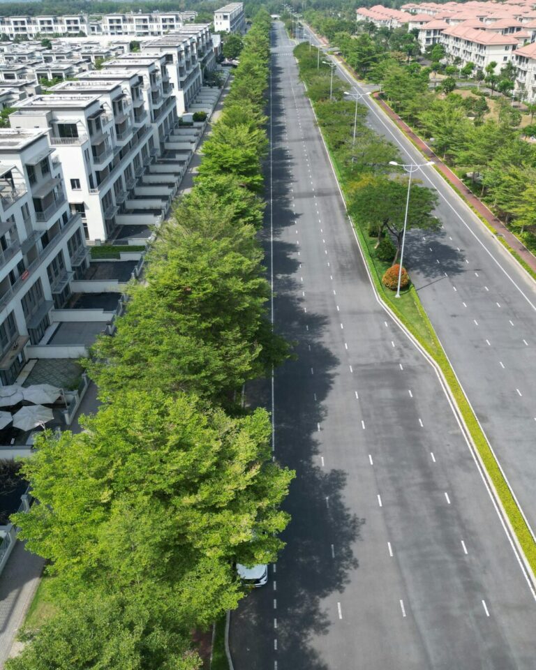 Nuevo desarrollo residencial en Los Cerros, uno de los barrios de expansión del sureste de Madrid, con vivienda nueva, zonas verdes y enfoque sostenible.