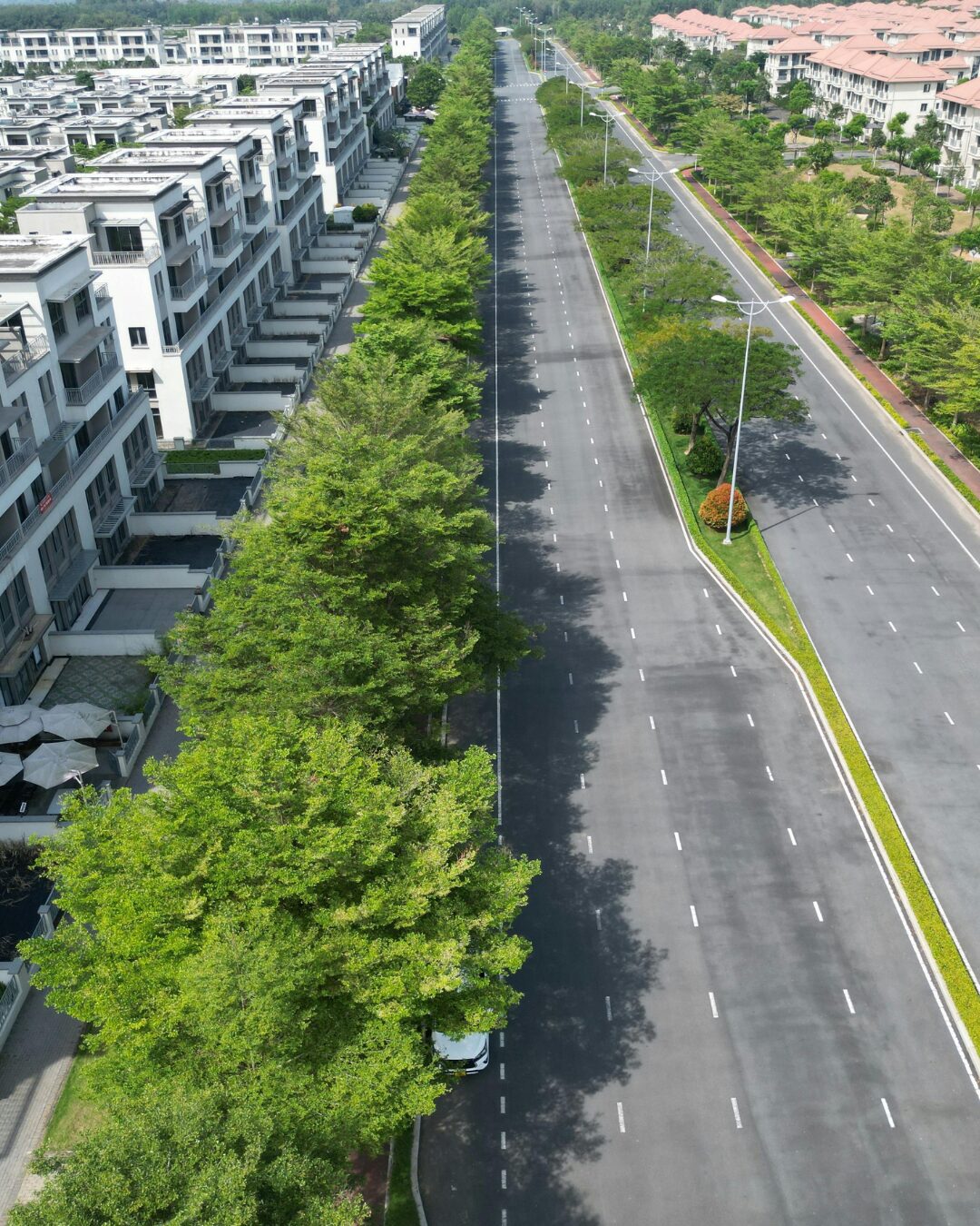 Nuevo desarrollo residencial en Los Cerros, uno de los barrios de expansión del sureste de Madrid, con vivienda nueva, zonas verdes y enfoque sostenible.